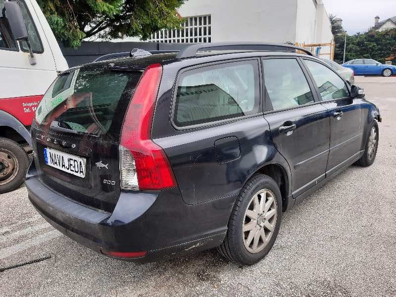 volvo v50 familiar del año 2009
