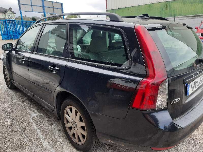 volvo v50 familiar del año 2009