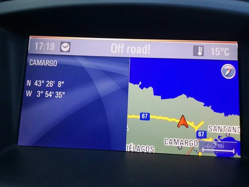 opel insignia berlina del año 2011