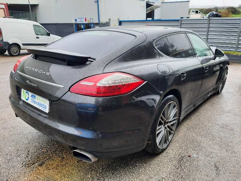 porsche panamera del año 2010