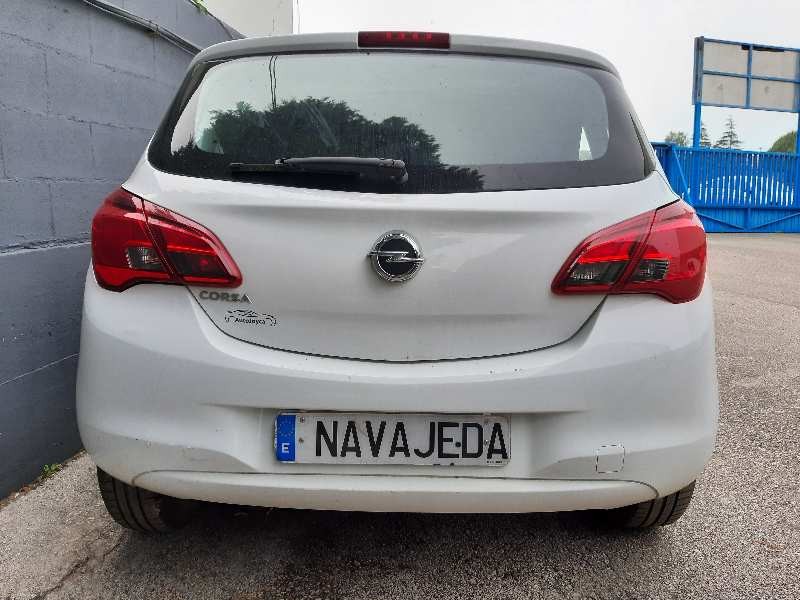 opel corsa e del año 2015