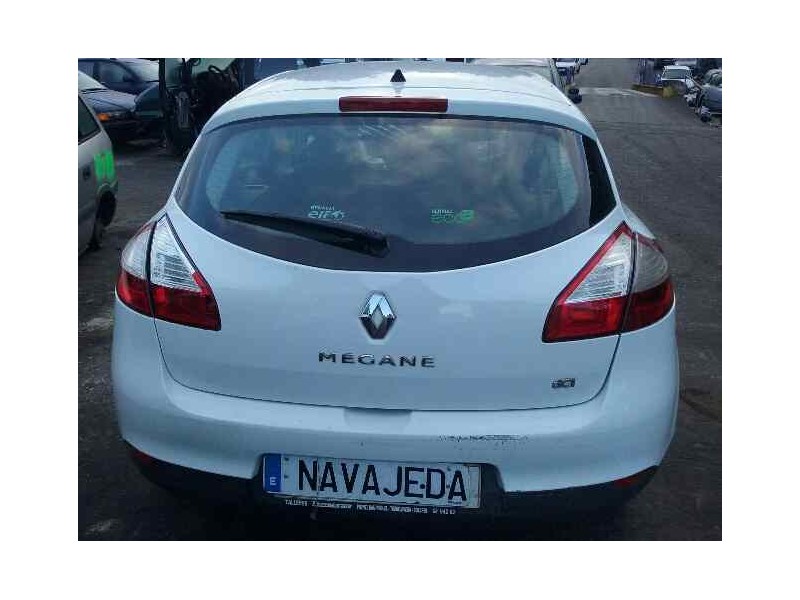 renault megane iii berlina 5 p del año 2012