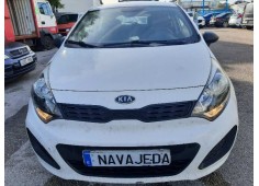 kia rio del año 2012