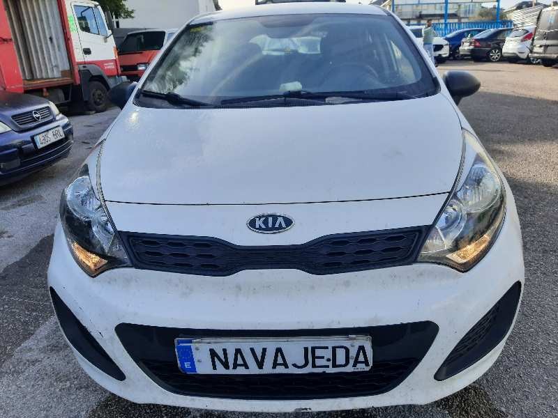 kia rio del año 2012