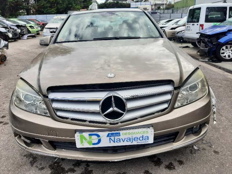 mercedes-benz clase c (w204) berlina del año 2009