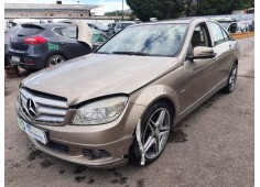 mercedes-benz clase c (w204) berlina del año 2009 2