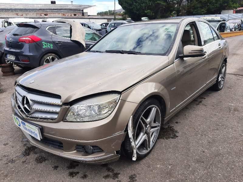 mercedes-benz clase c (w204) berlina del año 2009