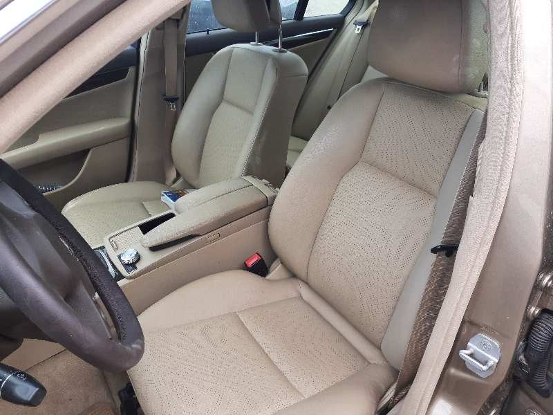 mercedes-benz clase c (w204) berlina del año 2009