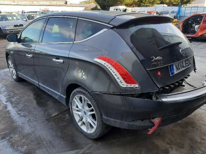 lancia delta (181) del año 2010