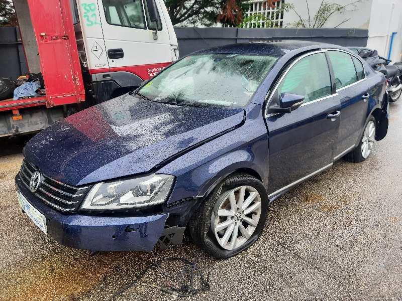 volkswagen passat lim. (362) del año 2012