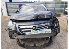 opel insignia berlina del año 2010