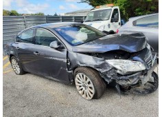 opel insignia berlina del año 2010 2