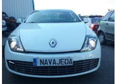 renault laguna coupe del año 2010