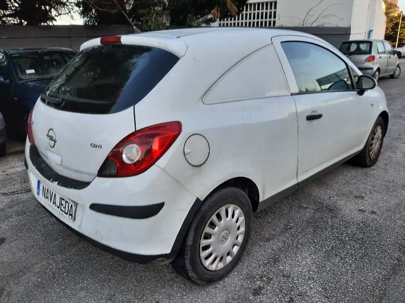 opel corsa d del año 2008