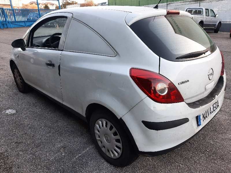 opel corsa d del año 2008