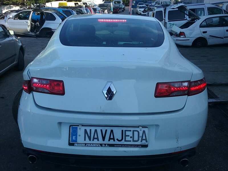 renault laguna coupe del año 2010