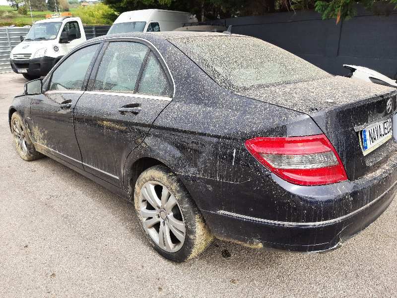 mercedes-benz clase c (w204) berlina del año 2010
