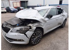 skoda superb (3v3) del año 2022 2