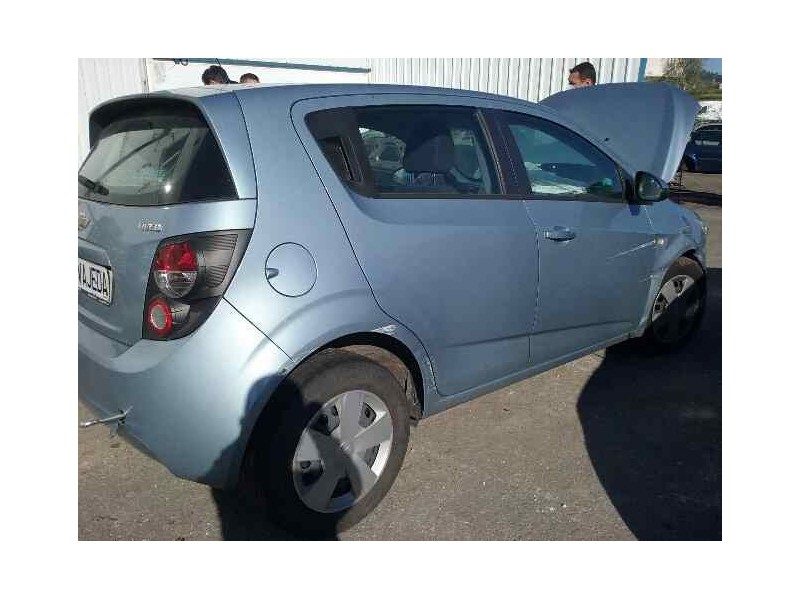 chevrolet aveo berlina hatchback del año 2013