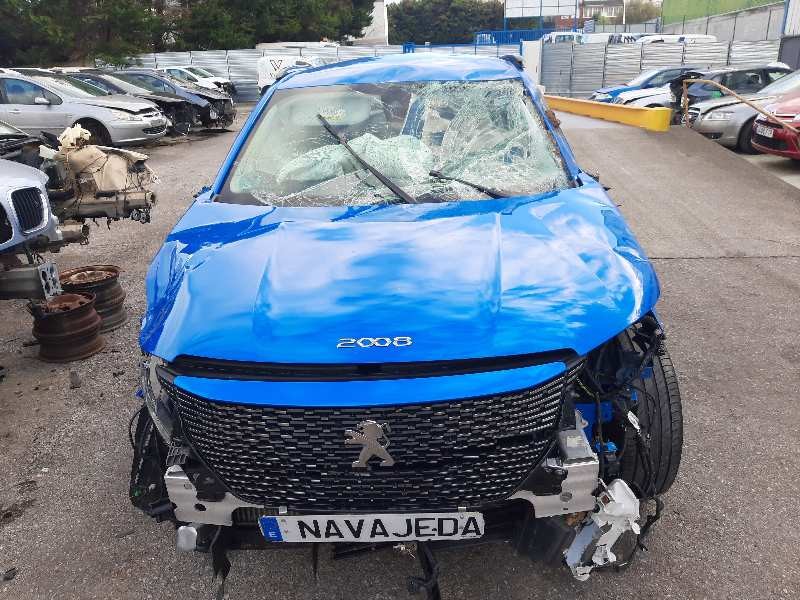 peugeot 2008 (p1) del año 2021