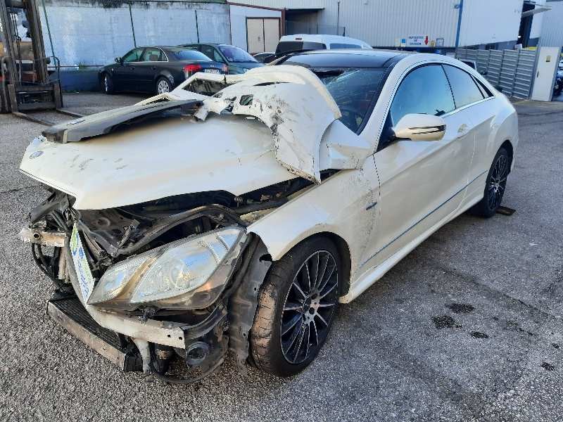 mercedes-benz clase e coupe (207) del año 2009