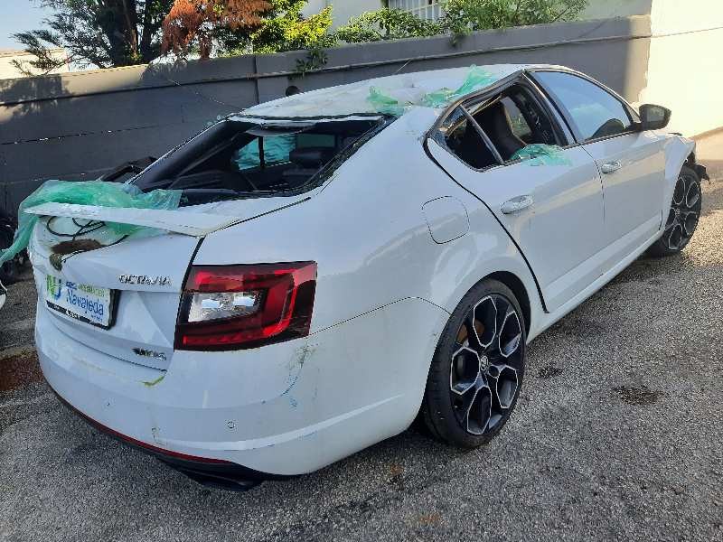 skoda octavia lim. (5e3) del año 2018