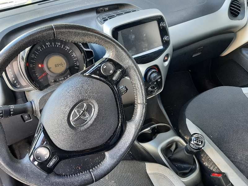 toyota aygo del año 2018