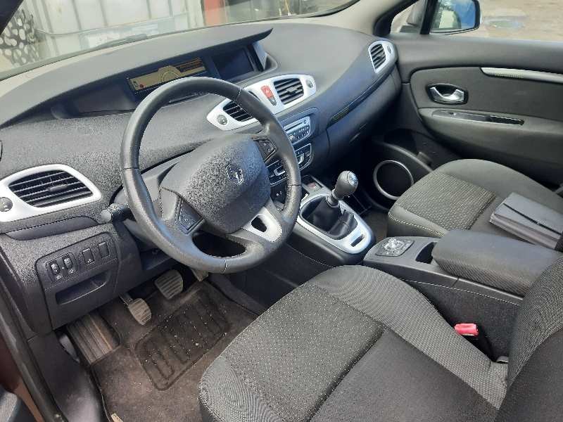 renault scenic iii del año 2009