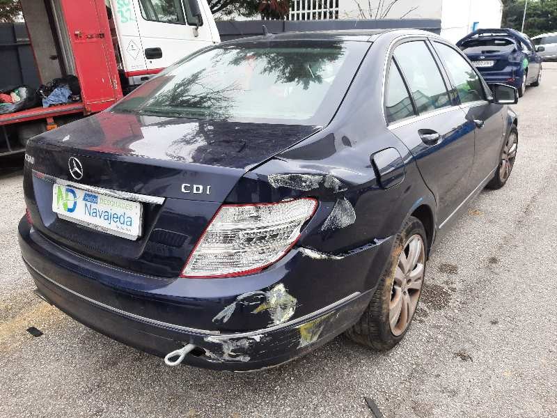 mercedes-benz clase c (w204) berlina del año 2010