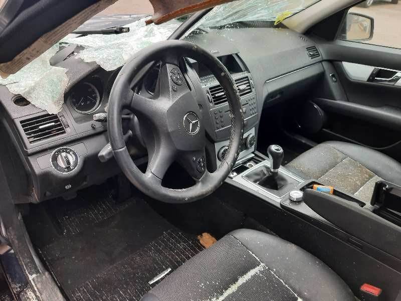 mercedes-benz clase c (w204) berlina del año 2010