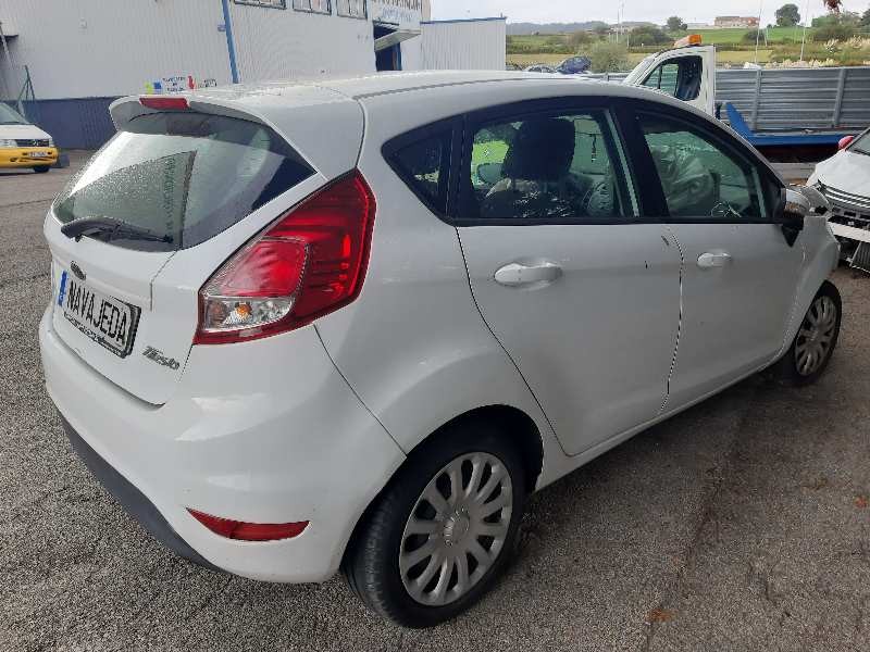 ford fiesta (ccn) del año 2015