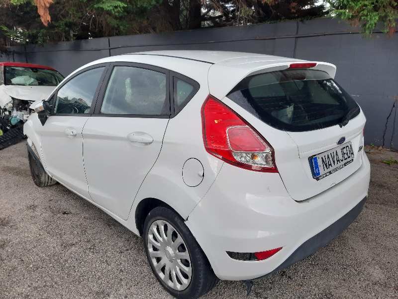ford fiesta (ccn) del año 2015