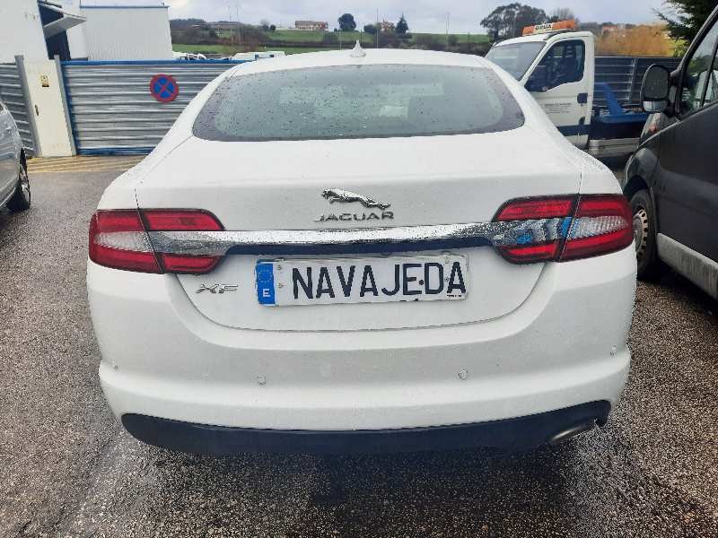 jaguar xf del año 2014