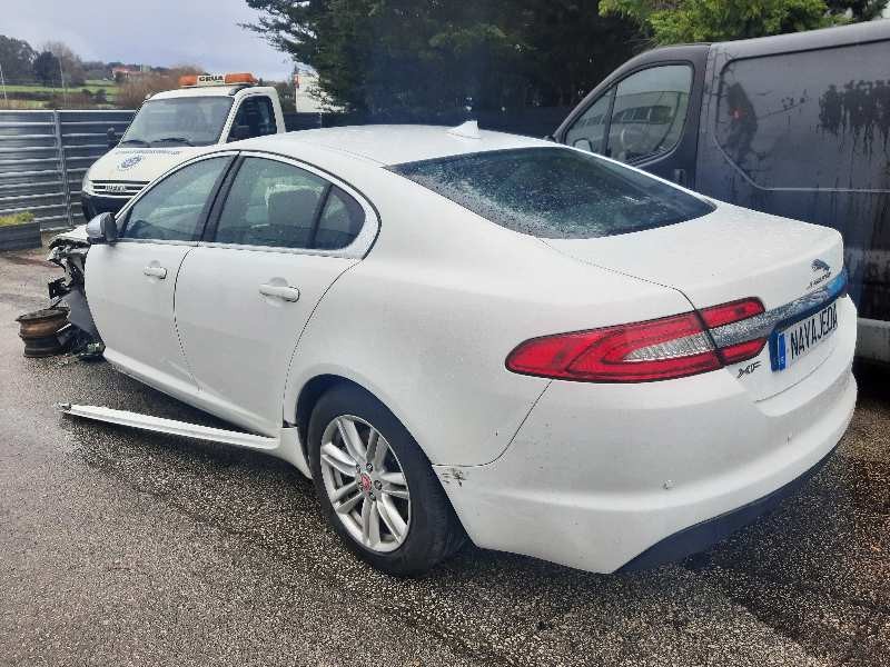 jaguar xf del año 2014