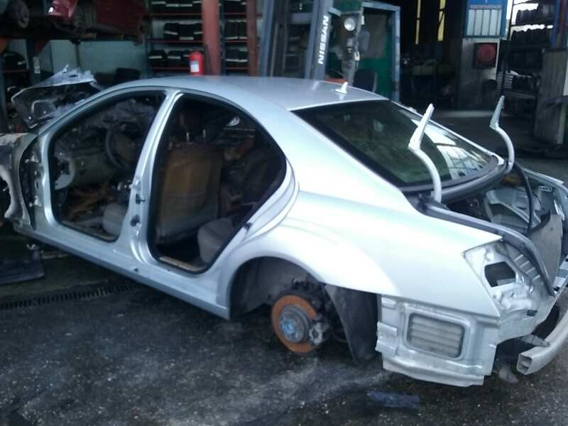 mercedes-benz clase s (w221) berlina del año 2008