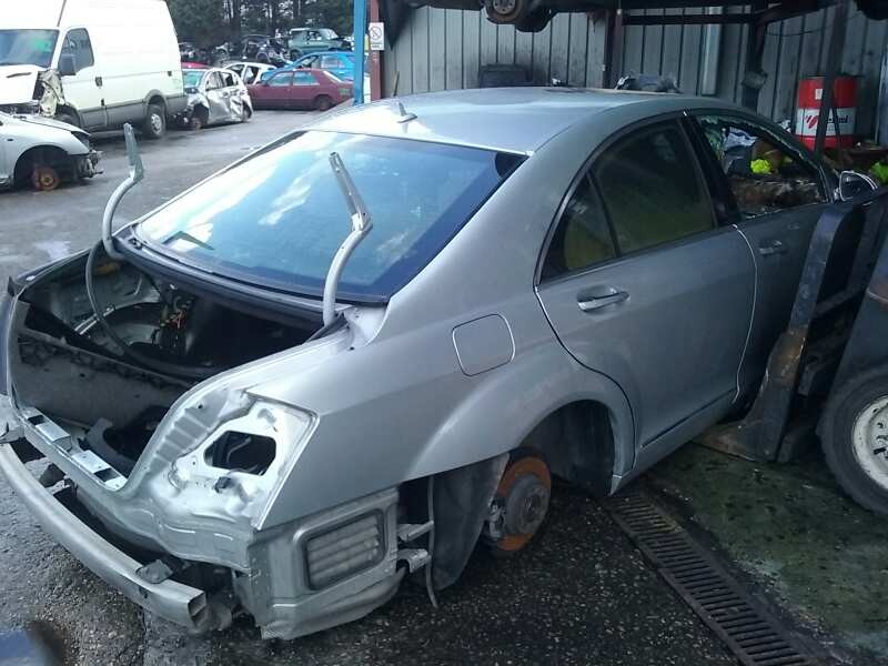 mercedes-benz clase s (w221) berlina del año 2008