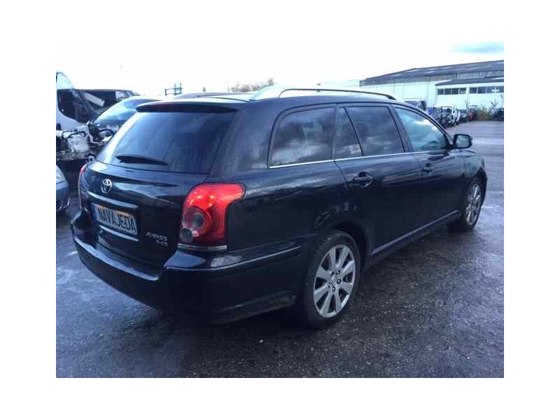 toyota avensis wagon (t25) del año 2008