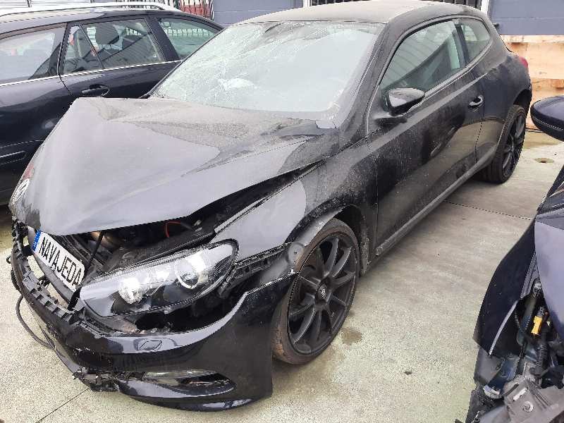 volkswagen scirocco (137) del año 2010