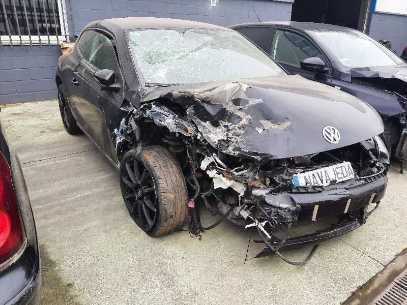 volkswagen scirocco (137) del año 2010