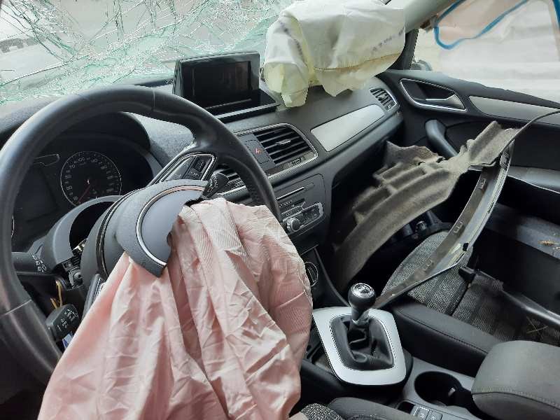 audi q3 (8ug) del año 2015