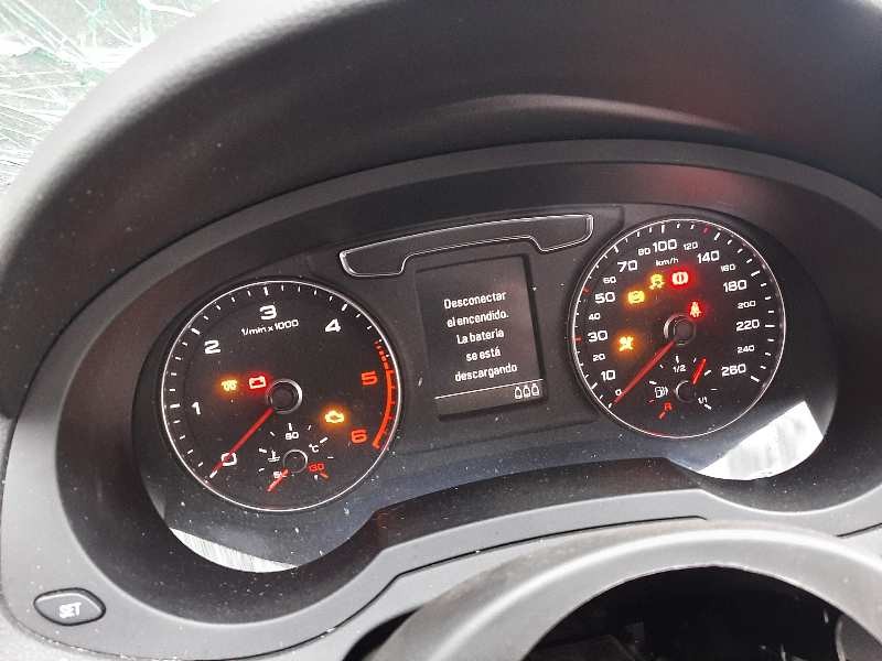 audi q3 (8ug) del año 2015