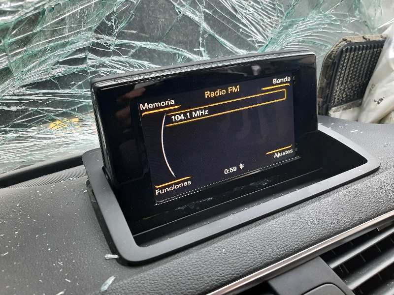 audi q3 (8ug) del año 2015