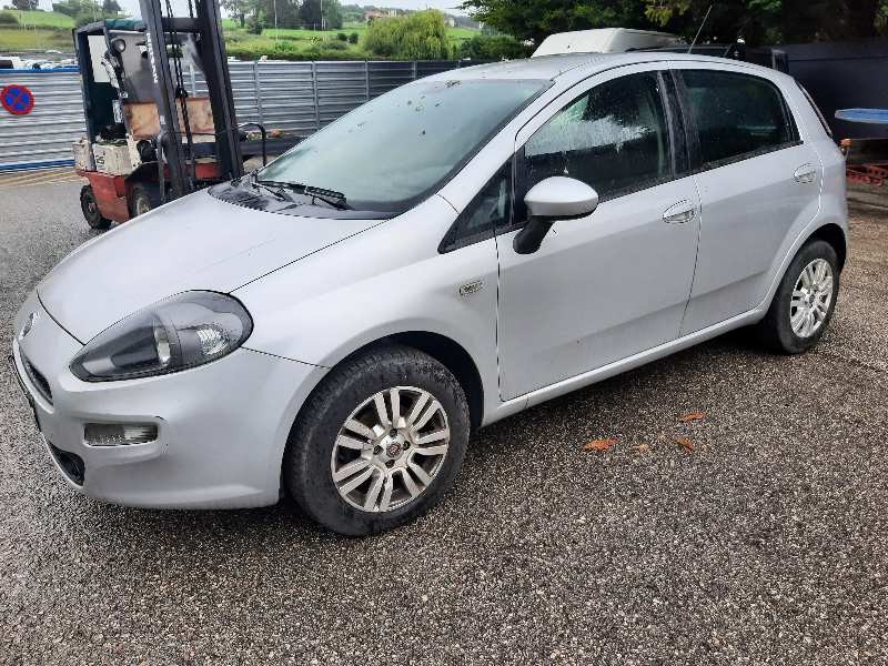 fiat punto (199) del año 2014