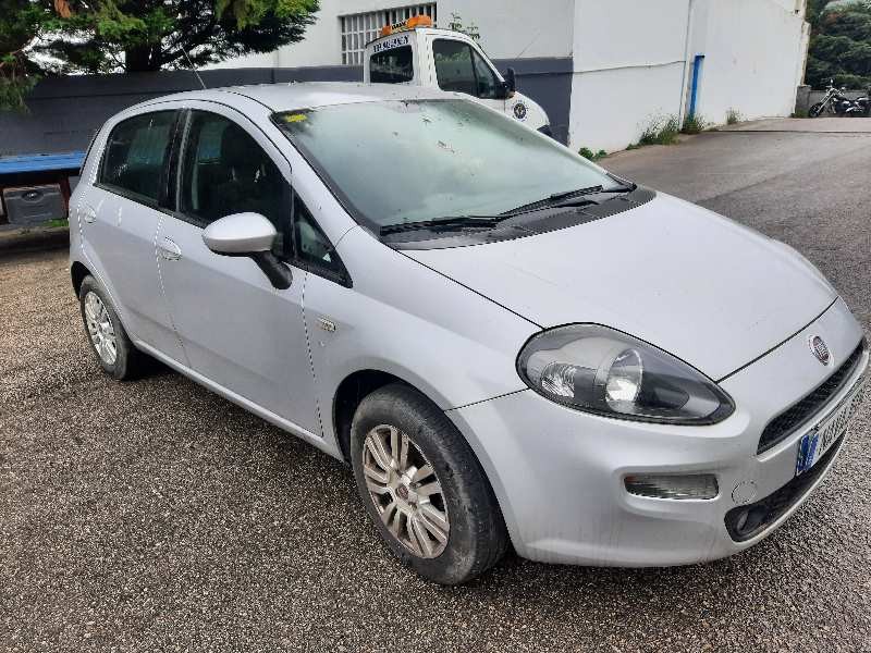 fiat punto (199) del año 2014