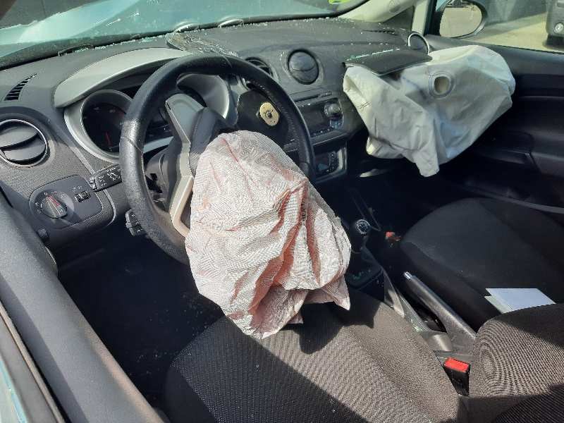 seat ibiza sc (6j1) del año 2010