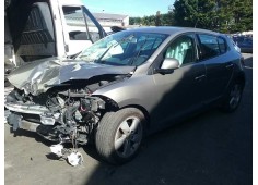 renault megane iii berlina 5 p del año 2009 2