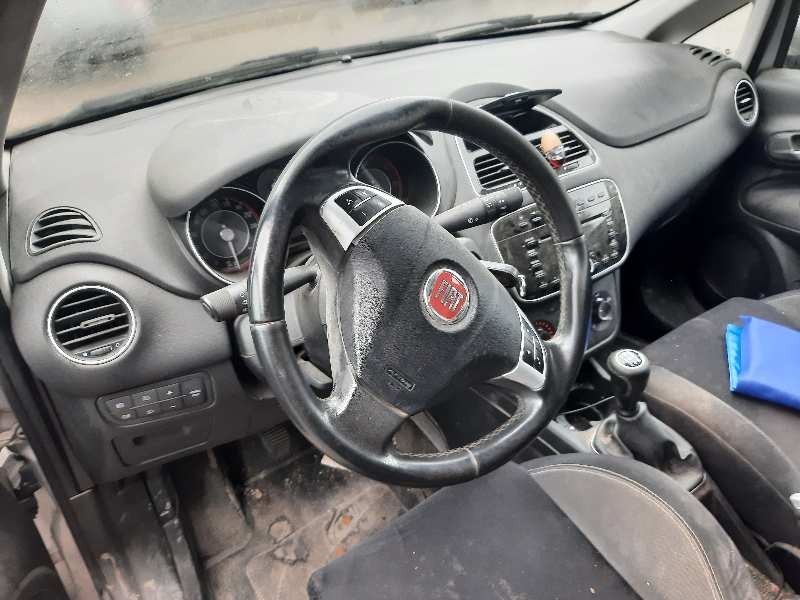 fiat punto (199) del año 2014