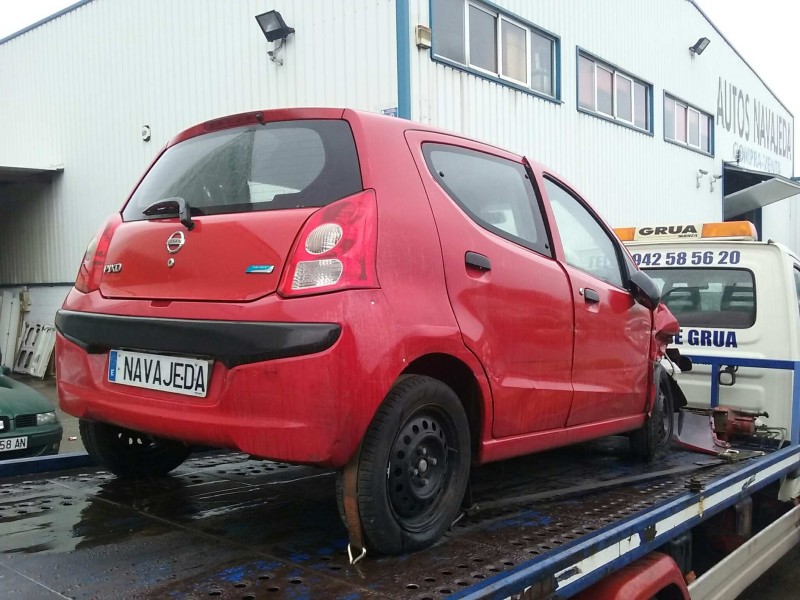 nissan pixo (uao) del año 2010