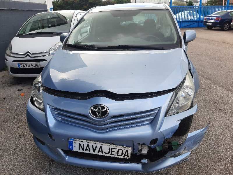 toyota verso del año 2011