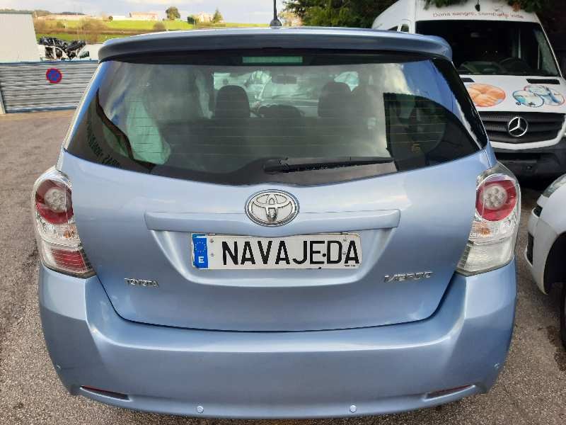 toyota verso del año 2011